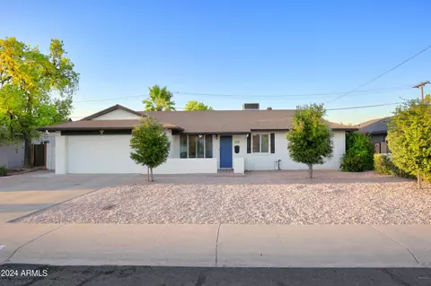 940 E Manhatton Dr, Tempe, AZ 85282