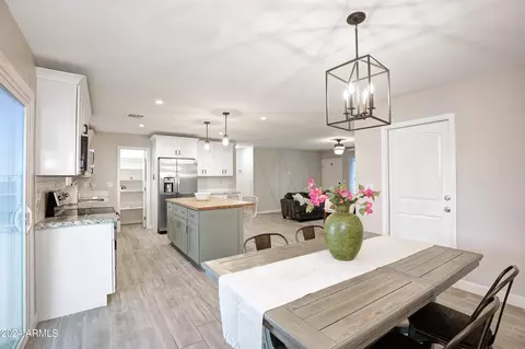 940 E Manhatton Dr, Tempe, AZ 85282 photo 14