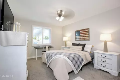 940 E Manhatton Dr, Tempe, AZ 85282 photo 19