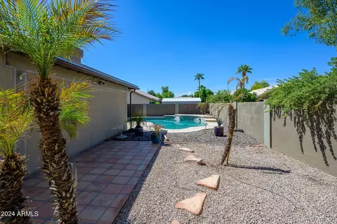 Exterior - 1414 E Stanford Ave, Gilbert, AZ 85234 photo 10 of 11