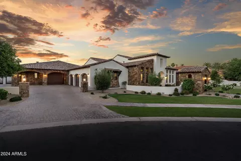 3814 E Kenwood St, Mesa, AZ 85215
