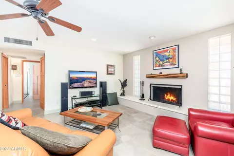 Living - 6520 S Juniper St, Tempe, AZ 85283 photo 8 of 9