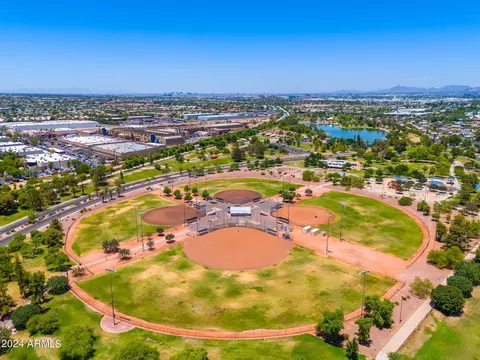 View/Area - 6520 S Juniper St, Tempe, AZ 85283 photo 11 of 18
