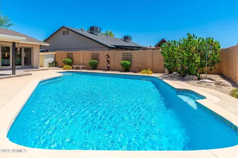 Exterior - 6520 S Juniper St, Tempe, AZ 85283 photo 10 of 12