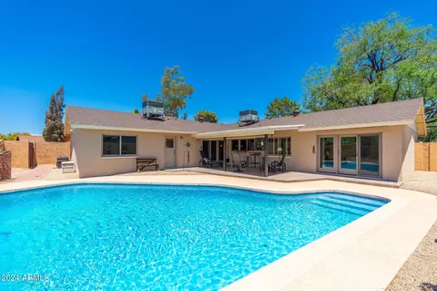 Exterior - 6520 S Juniper St, Tempe, AZ 85283 photo 7 of 12