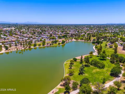 View/Area - 6520 S Juniper St, Tempe, AZ 85283 photo 3 of 18