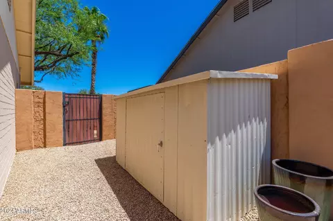 Exterior - 6520 S Juniper St, Tempe, AZ 85283 photo 11 of 12