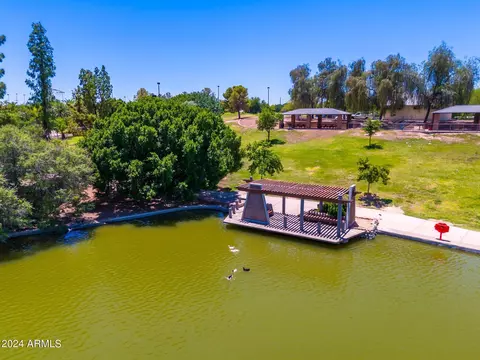 View/Area - 6520 S Juniper St, Tempe, AZ 85283 photo 6 of 18