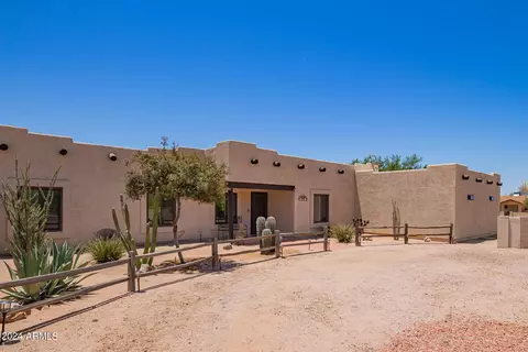 2373 N Grand Dr, Apache Junction, AZ 85120