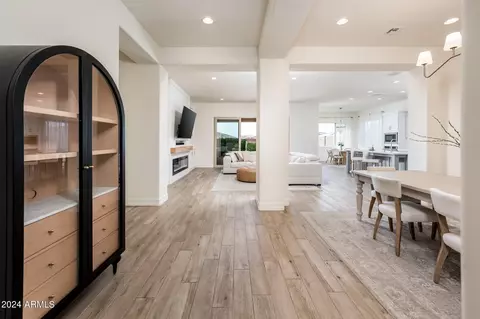 3417 E Daley Ln, Phoenix, AZ 85050 photo 12