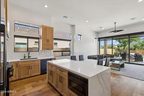 8252 E Inca St, Mesa, AZ 85207 photo 3