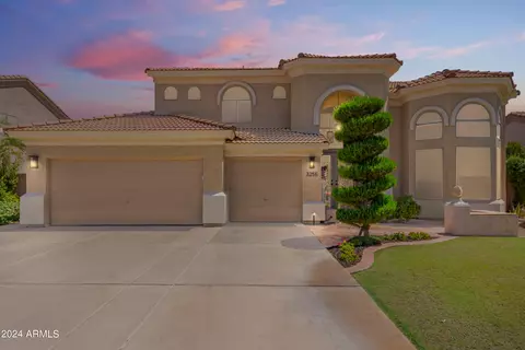 3255 E Inverness Ave, Mesa, AZ 85204