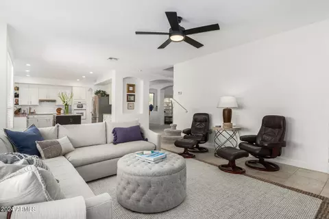 3255 E Inverness Ave, Mesa, AZ 85204 photo 11