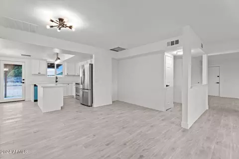 11043 E Crescent Ave, Mesa, AZ 85208 photo 9