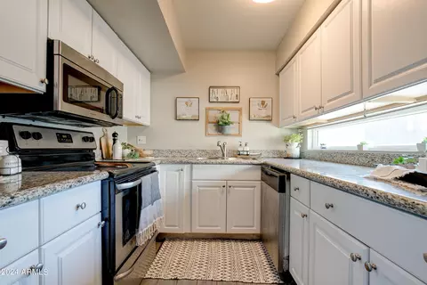2672 E Silk Oak Dr, Tempe, AZ 85288 photo 16