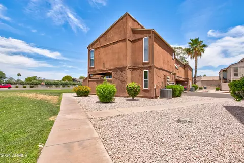 2672 E Silk Oak Dr, Tempe, AZ 85288