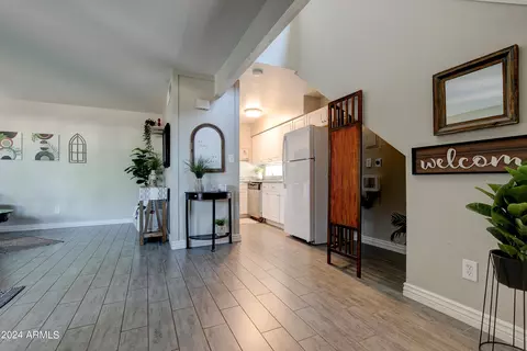 2672 E Silk Oak Dr, Tempe, AZ 85288 photo 7