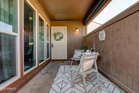 2672 E Silk Oak Dr, Tempe, AZ 85288 photo 4