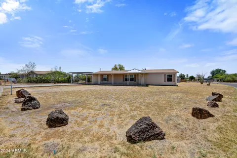 2901 E Marco Polo Rd, Phoenix, AZ 85050 photo 2