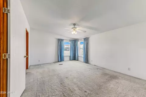 2901 E Marco Polo Rd, Phoenix, AZ 85050 photo 9
