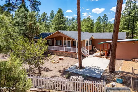 2873 Little Hawk Trl, Overgaard, AZ 85933