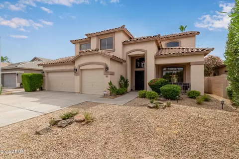 886 S Ash St, Gilbert, AZ 85233 photo 4