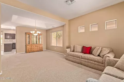 886 S Ash St, Gilbert, AZ 85233 photo 7