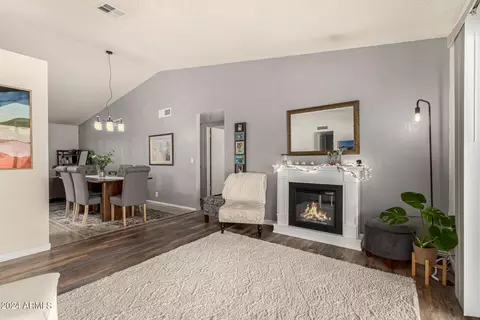 531 E Sack Dr, Phoenix, AZ 85024 photo 7