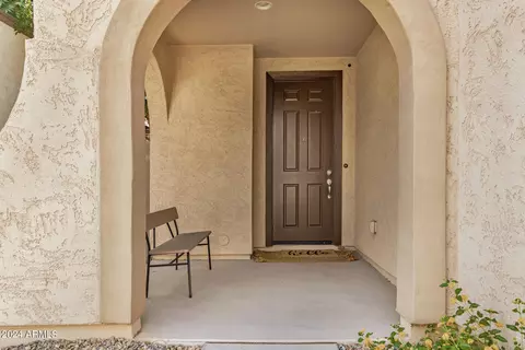 4648 E Tierra Buena Ln, Phoenix, AZ 85032 photo 2