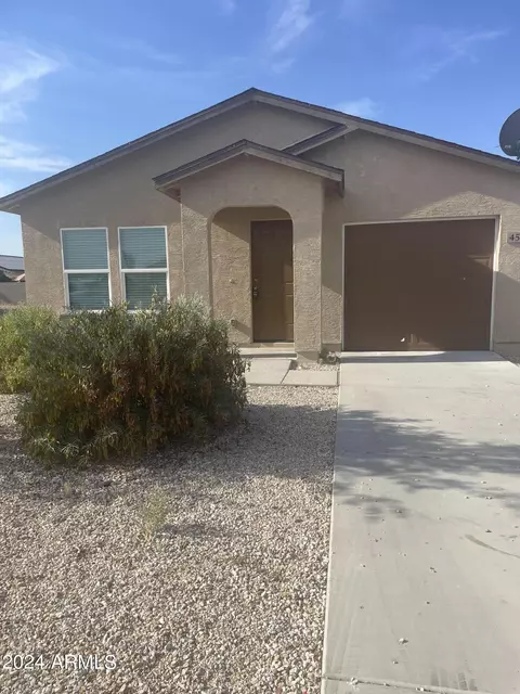 459 Baskin Dr, Morristown, AZ 85342