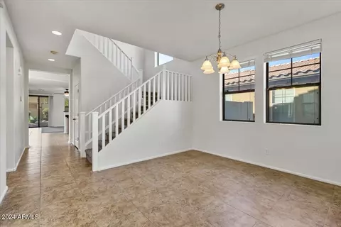 877 E Zesta Ln, Gilbert, AZ 85297 photo 3
