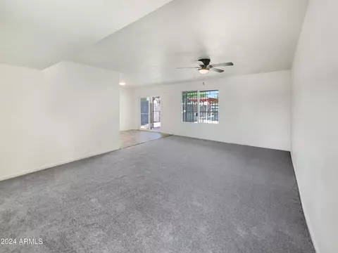 642 S Ashbrook --, Mesa, AZ 85204 photo 4