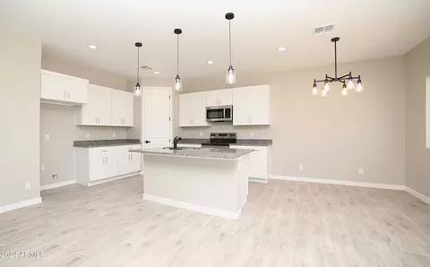 15235 S Country Club Way, Arizona City, AZ 85123