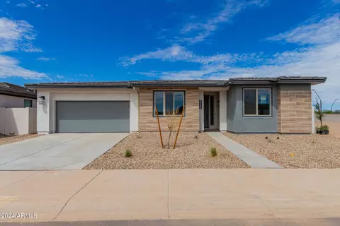 39586 N Kaden Ln, San Tan Valley, AZ 85140