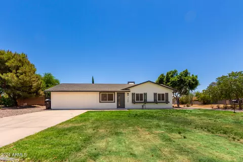 7245 E Hobart Cir, Mesa, AZ 85207