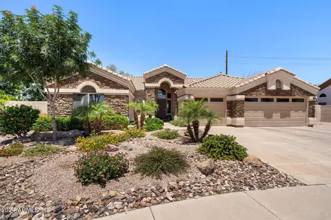 1338 E Shannon St, Gilbert, AZ 85295