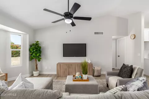 6421 E Ingram St, Mesa, AZ 85205 photo 7