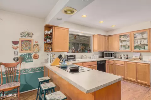 8153 N 1st Dr, Phoenix, AZ 85021 photo 14
