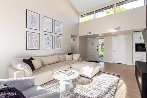 6 Echo Ln, Phoenix, AZ 85020 photo 5