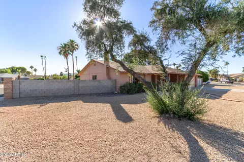 5155 E Tunder Dr, Phoenix, AZ 85044 photo 3