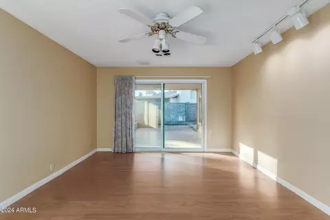 5155 E Tunder Dr, Phoenix, AZ 85044 photo 13