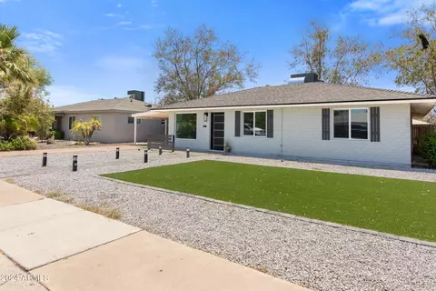 2015 W Mitchell Dr, Phoenix, AZ 85015