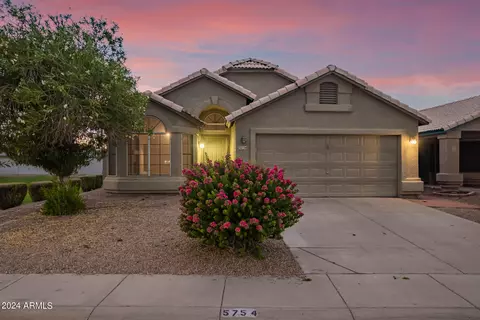 5754 S Brittany Ln, Tempe, AZ 85283