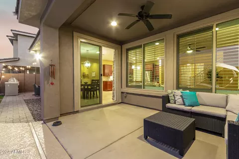 Exterior - 3008 E Sands Dr, Phoenix, AZ 85050 photo 13 of 35