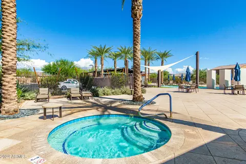 Exterior - 3008 E Sands Dr, Phoenix, AZ 85050 photo 29 of 35