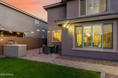 Exterior - 3008 E Sands Dr, Phoenix, AZ 85050 photo 11 of 35
