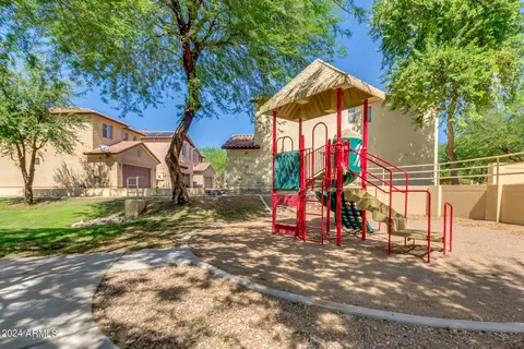 Exterior - 3008 E Sands Dr, Phoenix, AZ 85050 photo 22 of 35