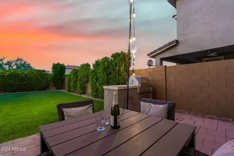 Exterior - 3008 E Sands Dr, Phoenix, AZ 85050 photo 12 of 35