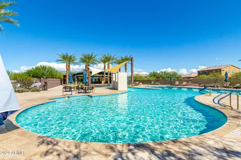Exterior - 3008 E Sands Dr, Phoenix, AZ 85050 photo 28 of 35