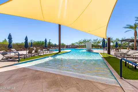 Exterior - 3008 E Sands Dr, Phoenix, AZ 85050 photo 25 of 35